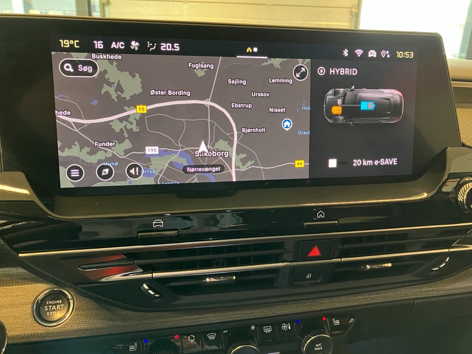 Citroën C5 X 1,6 Hybrid Palais EAT8 5d