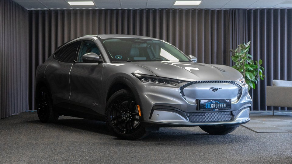 Ford Mustang Mach-E 75 Standard Range 5d