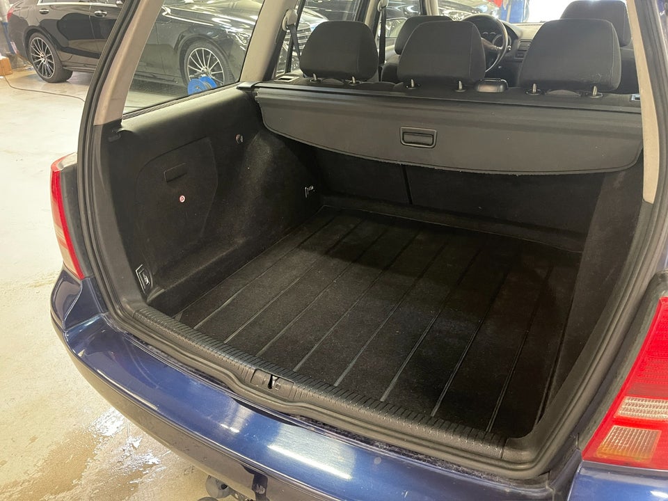 VW Golf IV 2,0 FSi Variant DK 5d