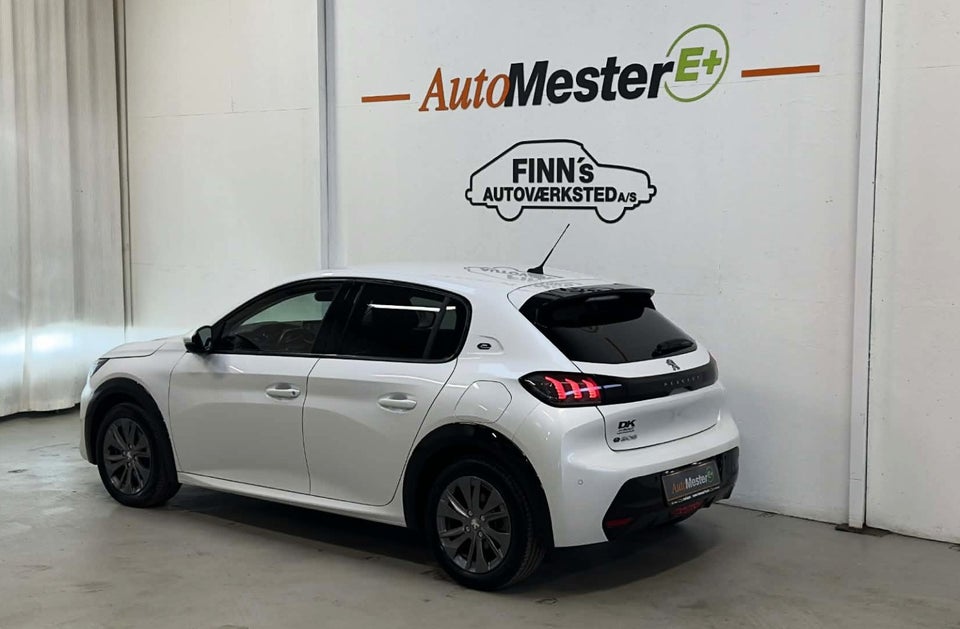 Peugeot e-208 50 Allure Limited 5d
