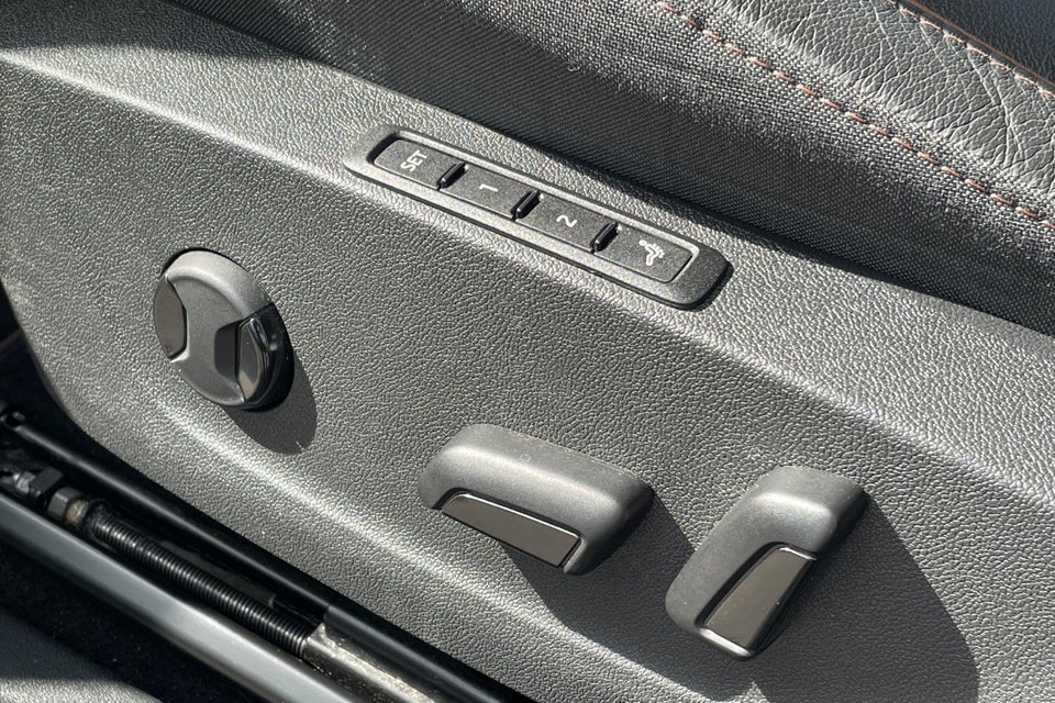 Skoda Enyaq 80 iV Suite 5d