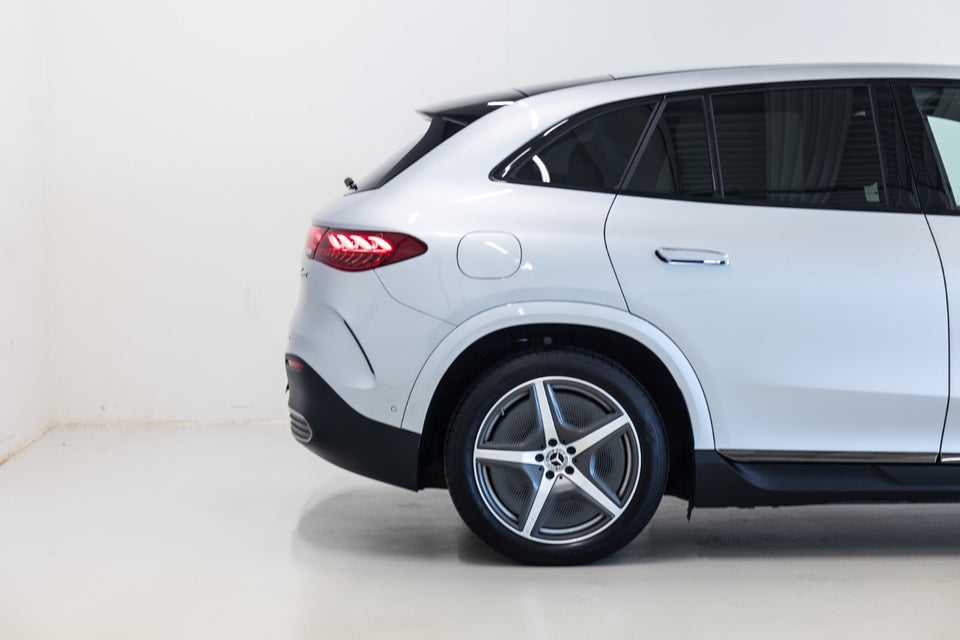 Mercedes EQE350 SUV AMG Advance Plus 4Matic 5d
