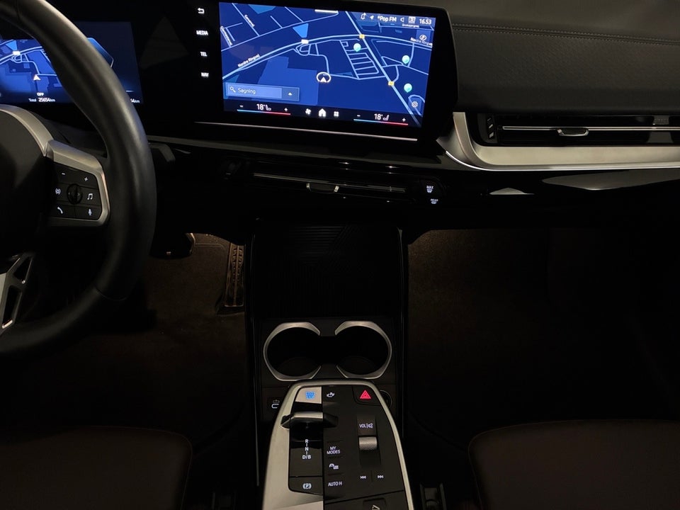 BMW iX2 eDrive20 M-Sport 5d