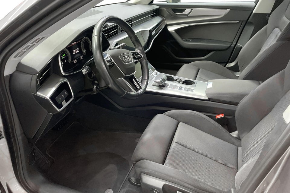 Audi A6 50 TFSi e Sport quattro S-tr. 4d