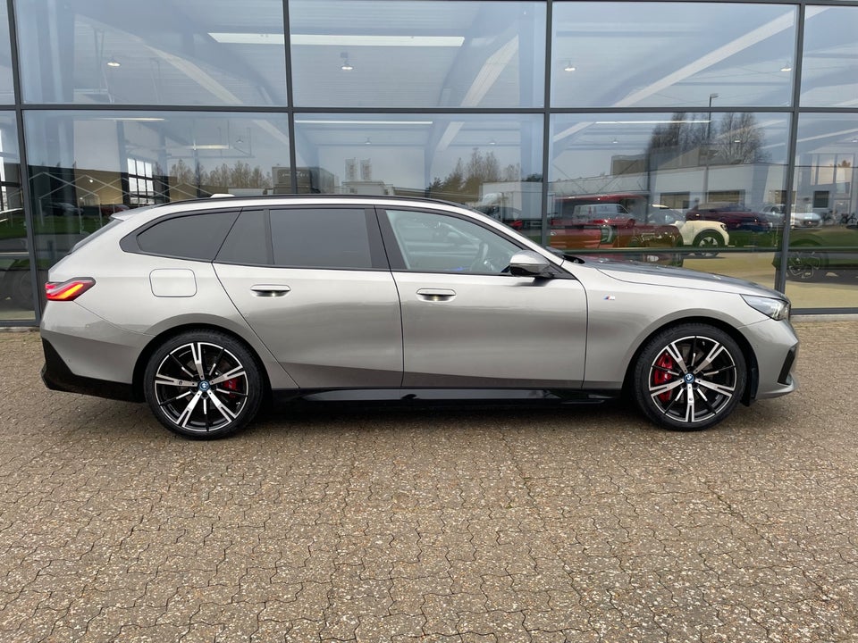 BMW i5 eDrive40 Touring M-Sport Pro 5d