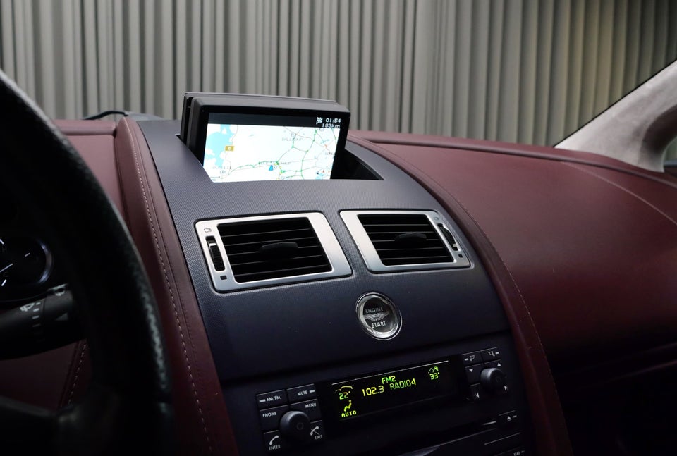 Aston Martin V8 Vantage 4,3 Coupé 2d