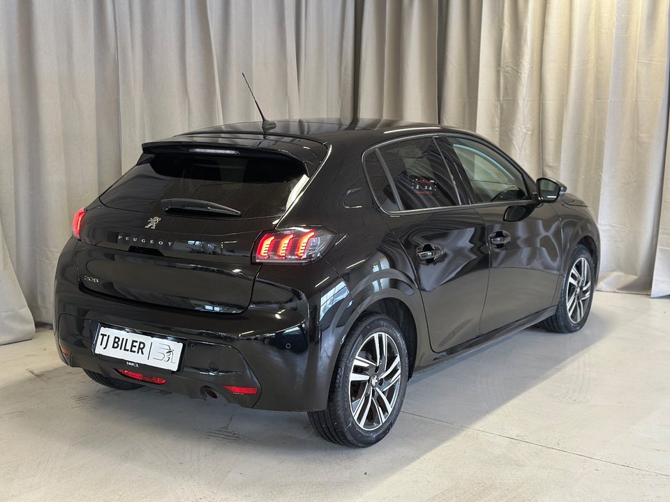 Peugeot 208 1,5 BlueHDi 100 Allure Sky 5d