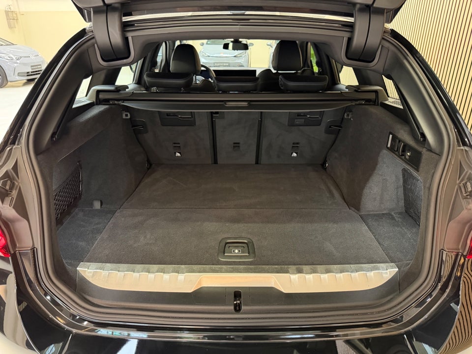 BMW 330e 2,0 Touring M-Sport aut. 5d