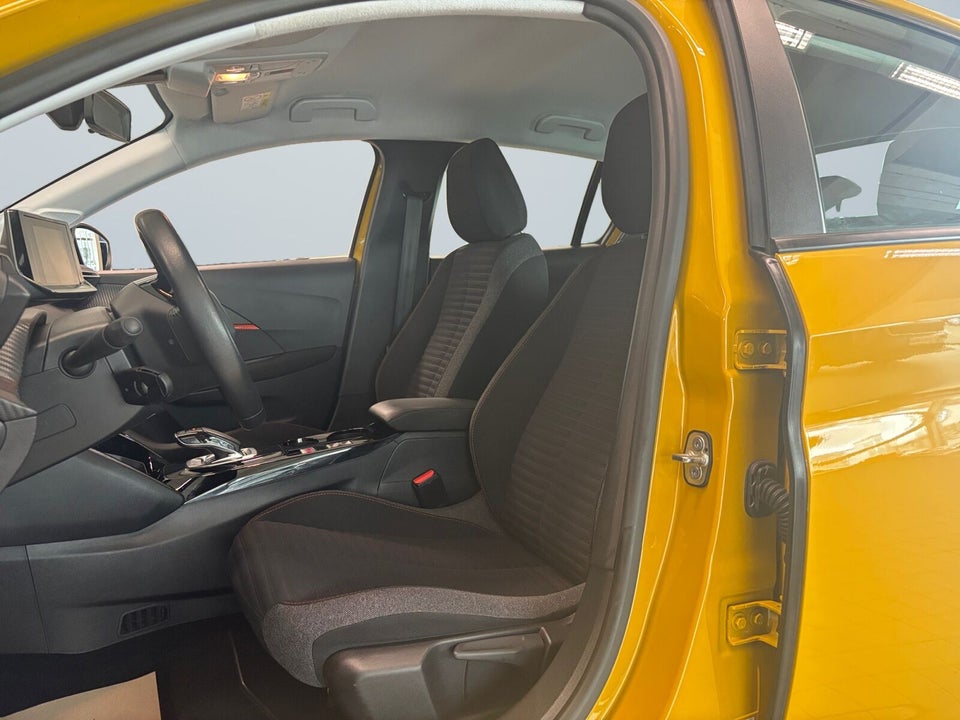 Peugeot e-208 50 Active Pack 5d
