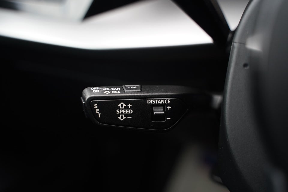 Audi A3 40 TFSi e Sportback S-tr. 5d