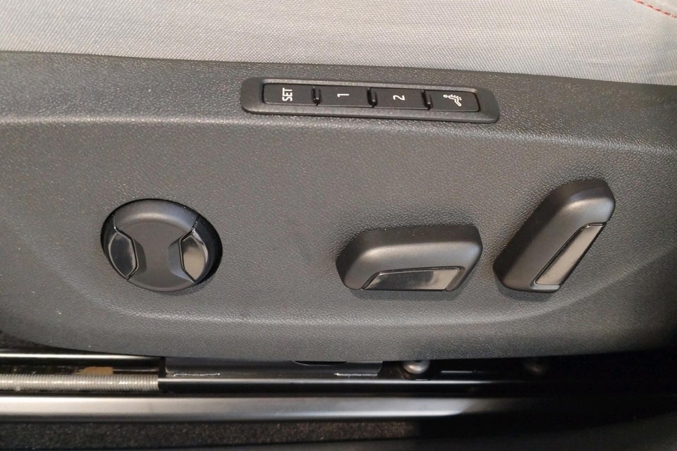 Skoda Elroq 85 iV Lodge Advanced 5d