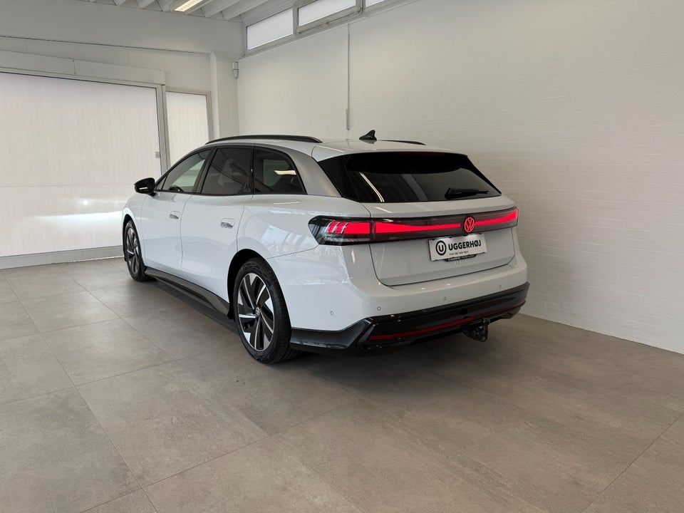 VW ID.7 77 Style Tourer 5d