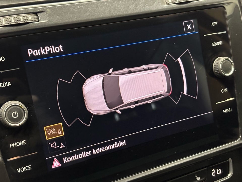 VW Golf VII 1,5 TSi 130 Comfortline Variant 5d