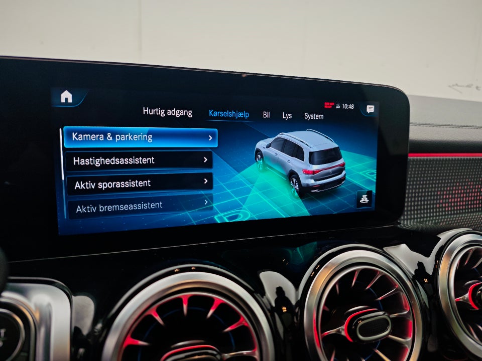 Mercedes EQB300 AMG Line 4Matic 5d