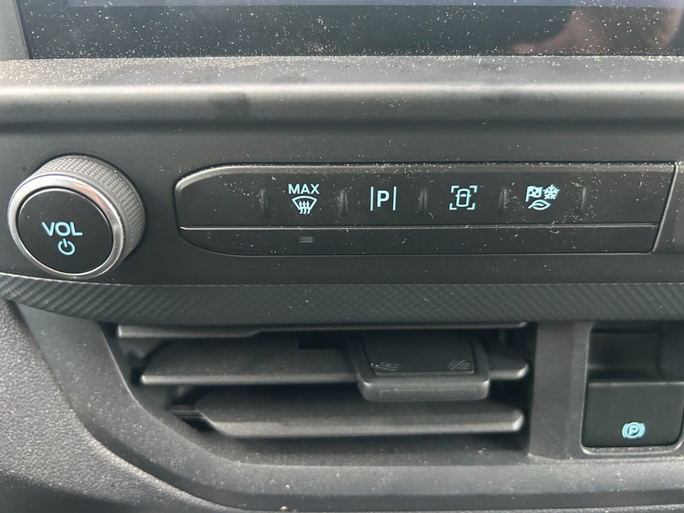 Ford Transit Custom 320L 2,0 EcoBlue Trend