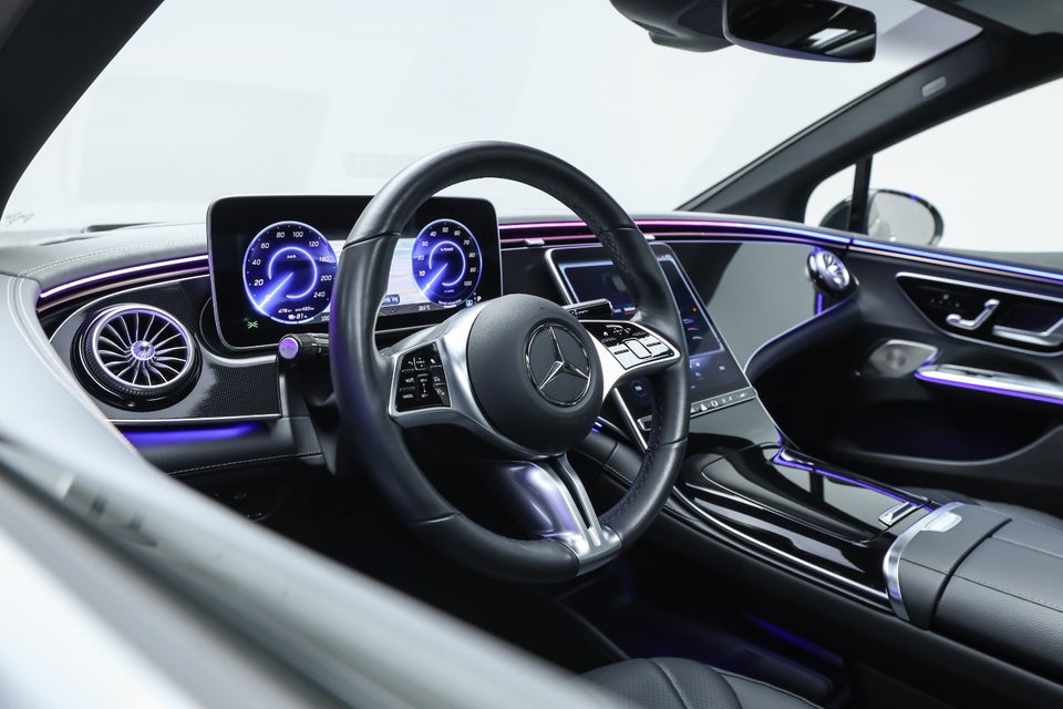 Mercedes EQE300 Electric Art 4d