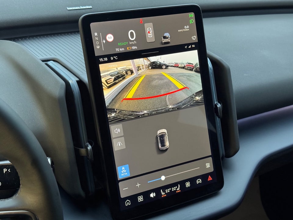 Volvo EX30 Extended Range Plus 5d