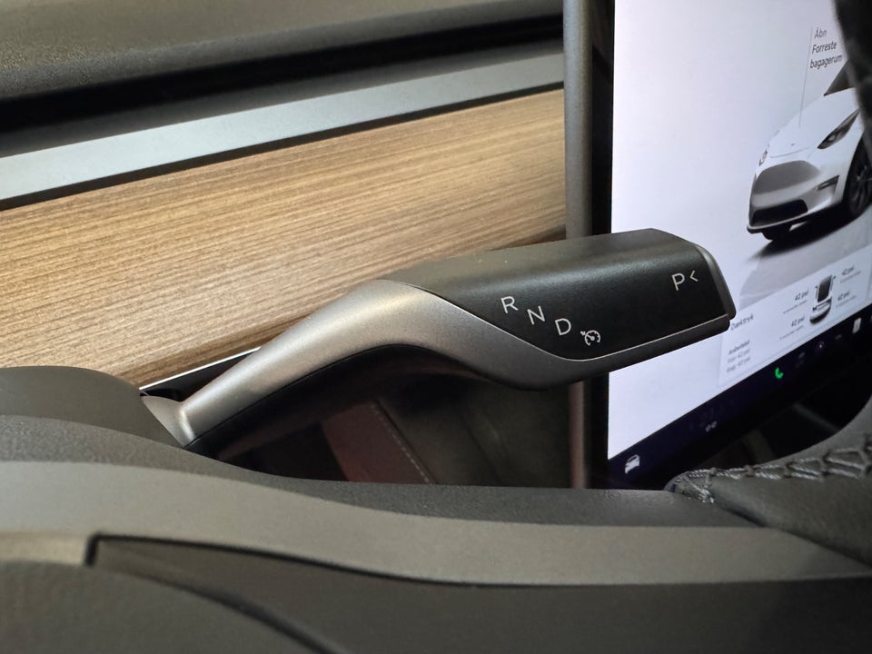 Tesla Model Y Long Range RWD 5d