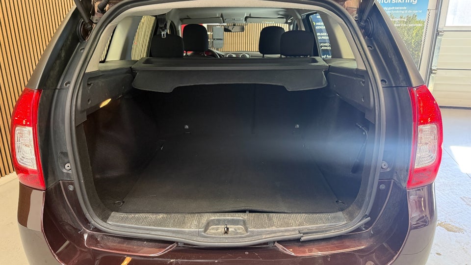 Dacia Logan 0,9 TCe 90 Ambiance MCV 5d