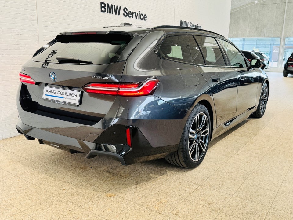 BMW i5 eDrive40 Touring M-Sport 5d