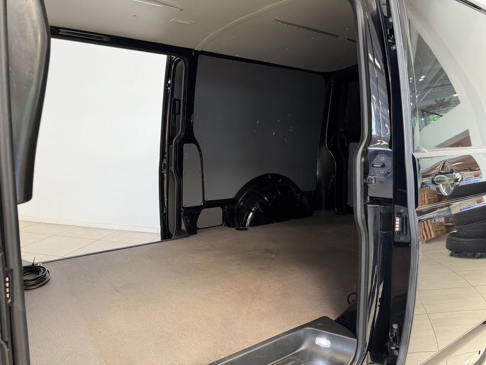 VW Transporter 2,0 TDi 150 Kassevogn DSG lang