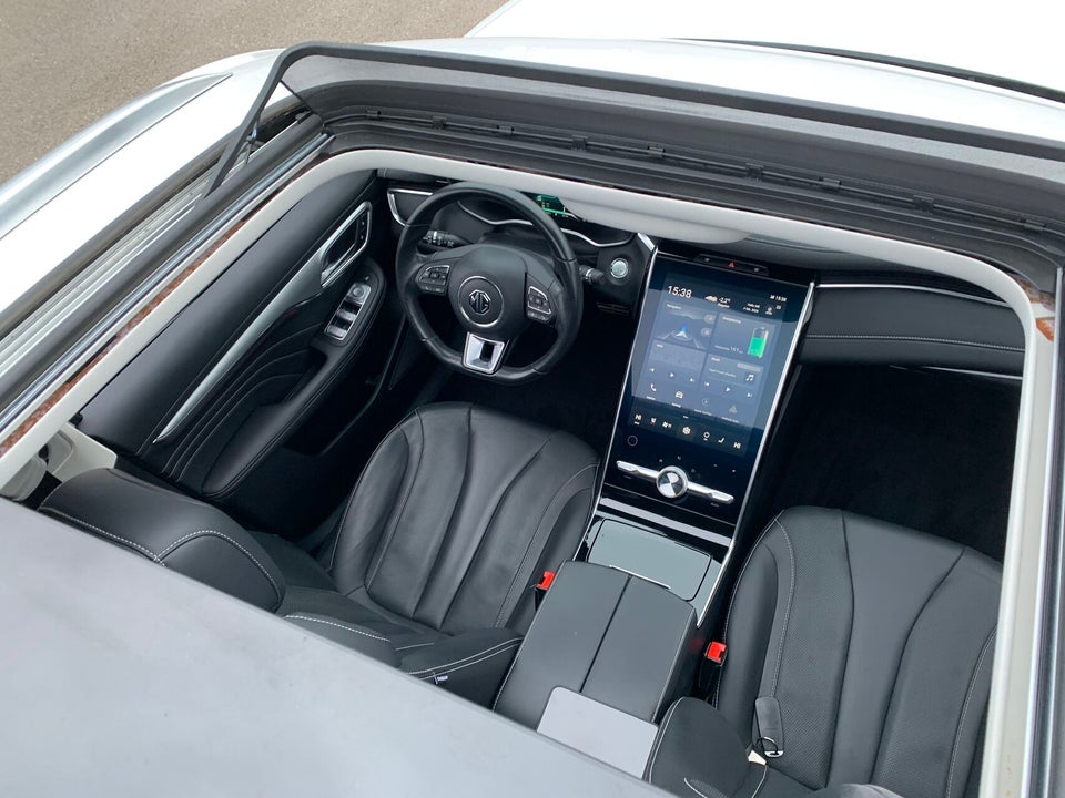 MG Marvel R Performance 5d