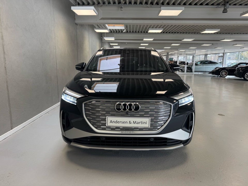 Audi Q4 e-tron 40 S-line 5d