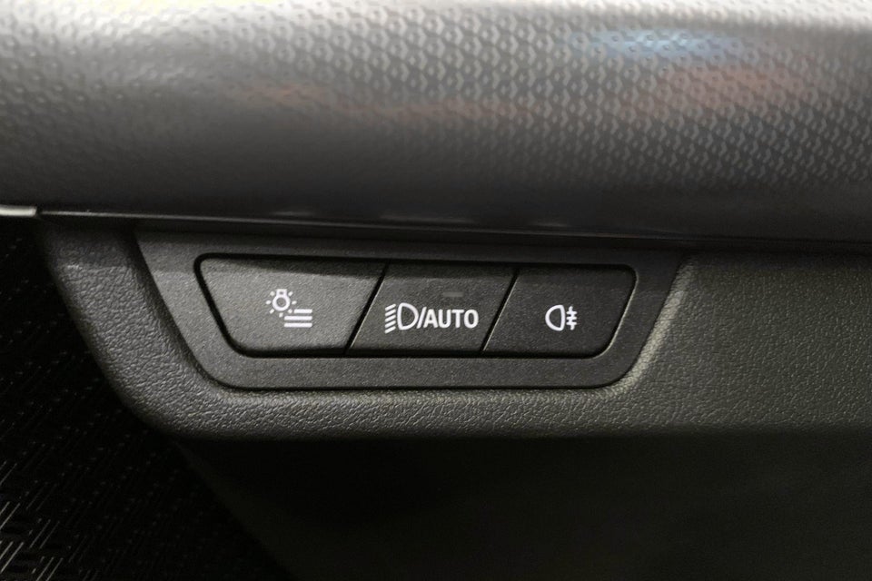 BMW iX1 eDrive20 M-Sport 5d