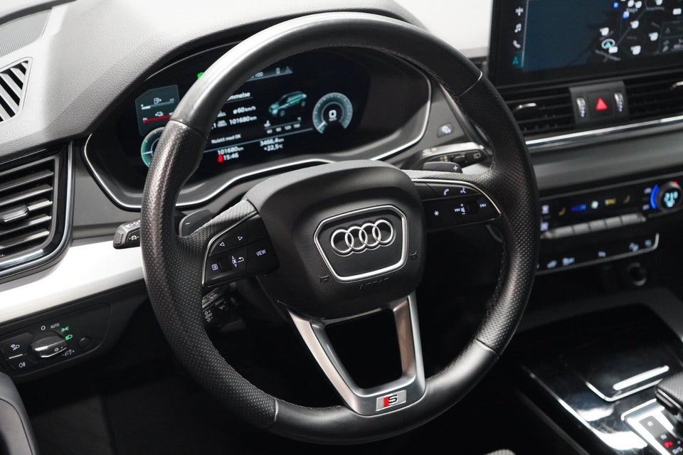 Audi Q5 50 TFSi e S-line quattro S-tr. 5d