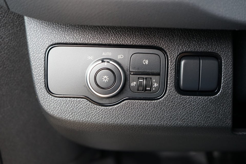 Mercedes Sprinter 317 2,0 CDi A3 Db.Kab aut. RWD 4d