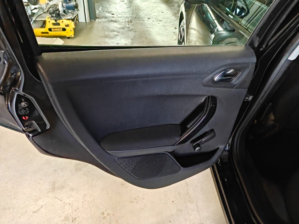 Peugeot 208 1,0 VTi Access 5d