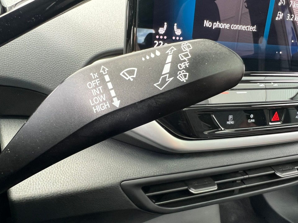 Tesla Model 3 Long Range AWD 4d