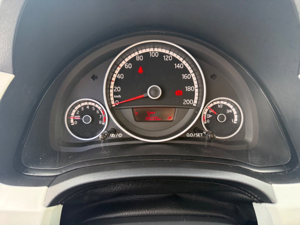 VW Up! 1,0 75 High Up! 5d