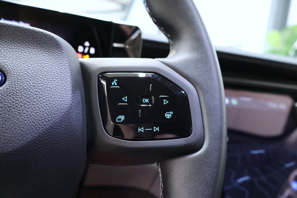 Ford Explorer 77 Select Extended Range 5d