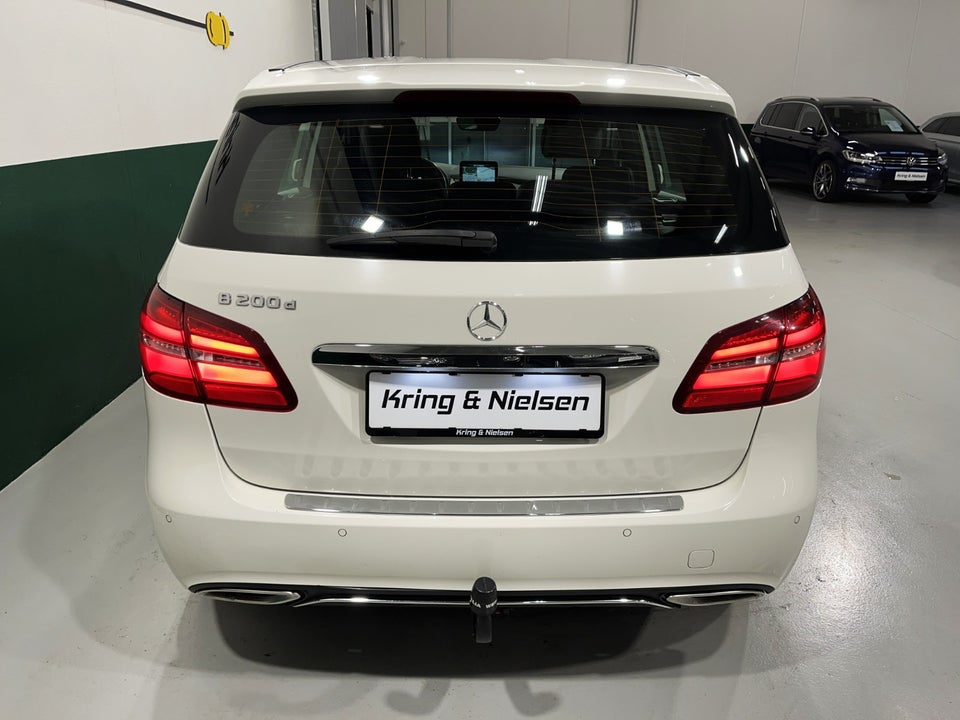 Mercedes B200 d 2,2 Business 5d