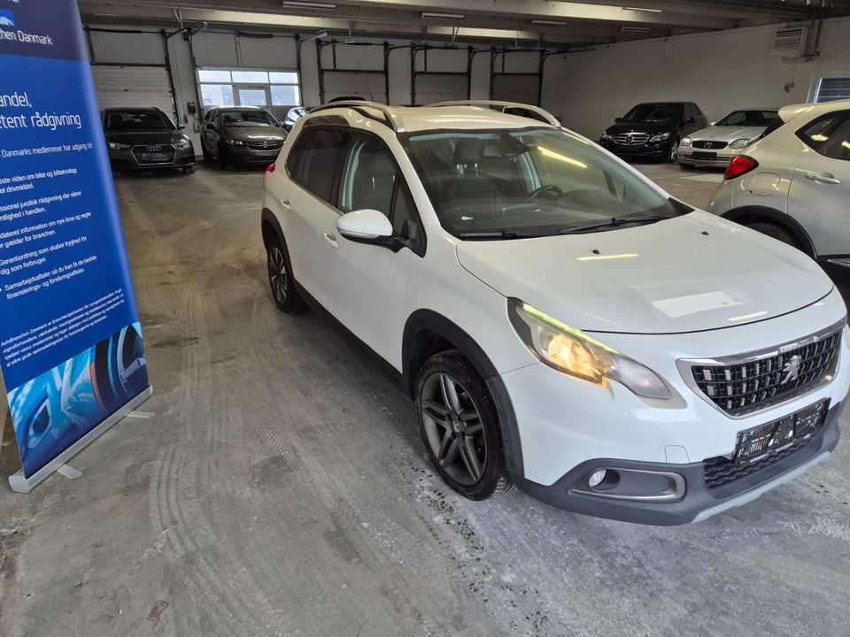 Peugeot 2008 1,6 BlueHDi 100 Active 5d