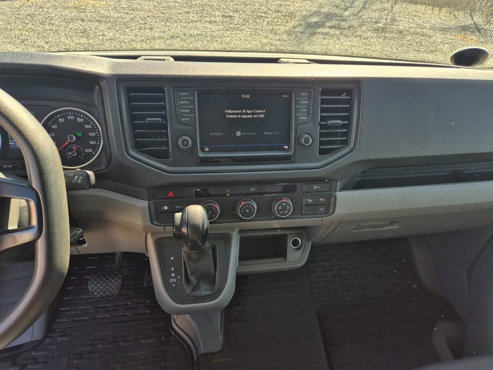 VW Crafter 35 2,0 TDi 140 Kassevogn L4H3 aut.
