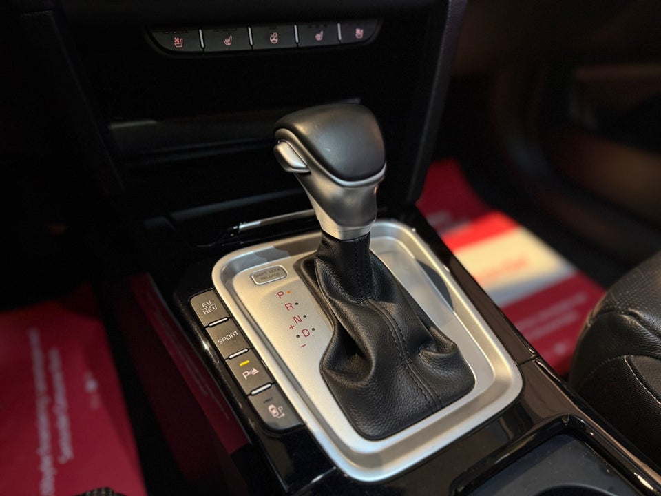 Kia XCeed 1,6 PHEV Prestige DCT 5d