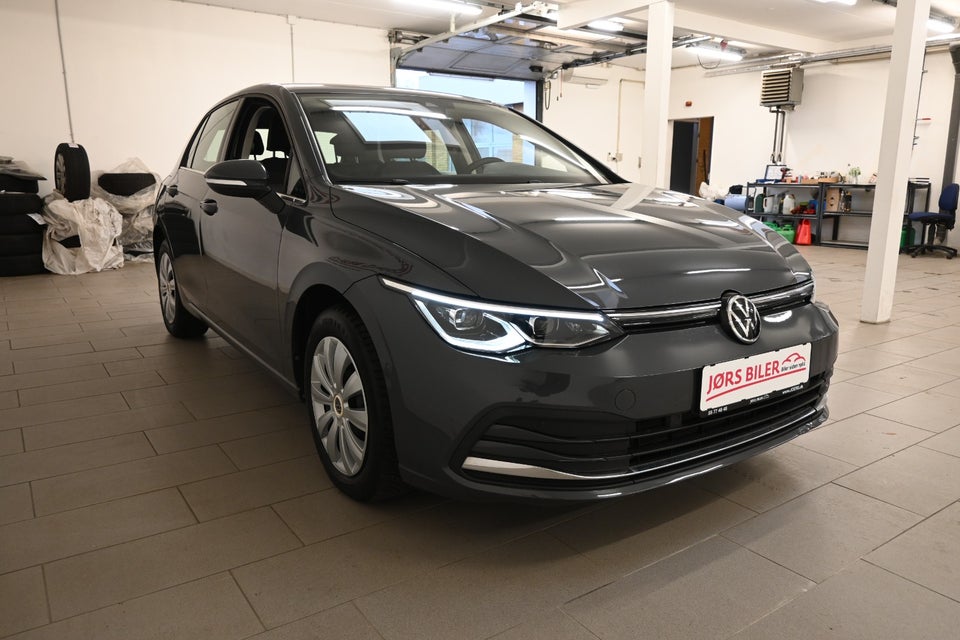 VW Golf VIII 1,4 eHybrid DSG 5d