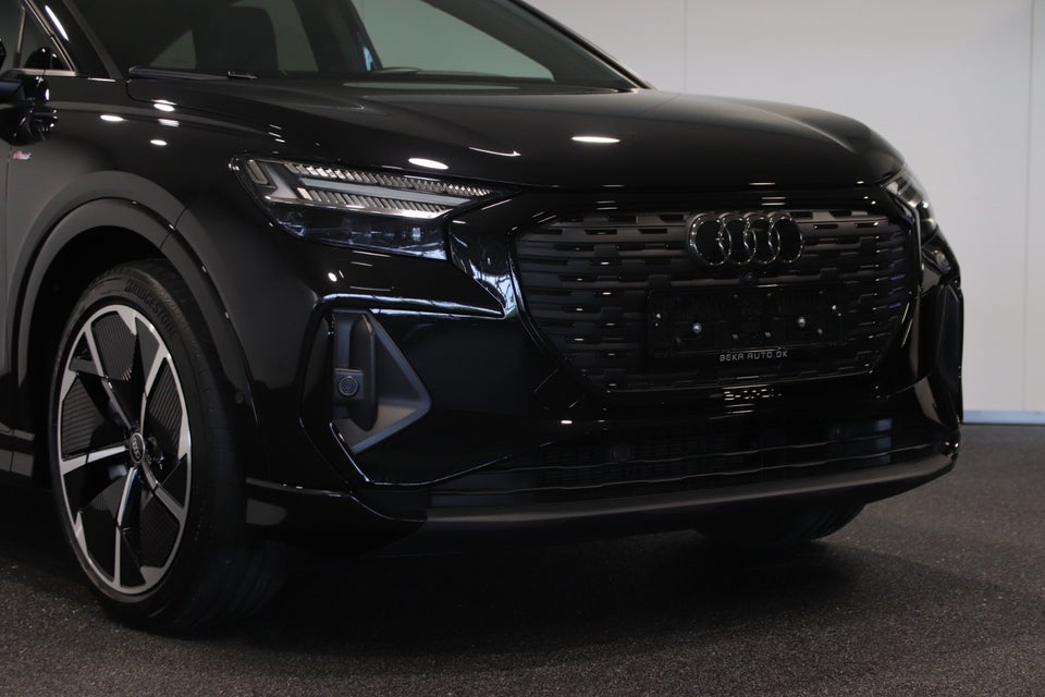Audi Q4 e-tron 40 S-line Sportback 5d