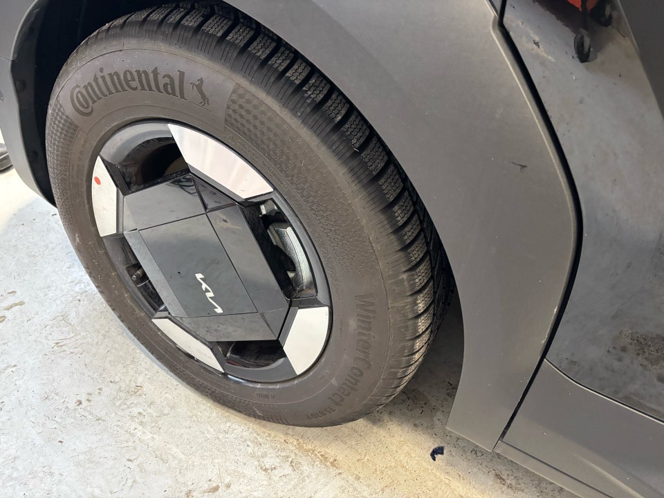 Kia PV5 51 Standard Range Upgrade 5d