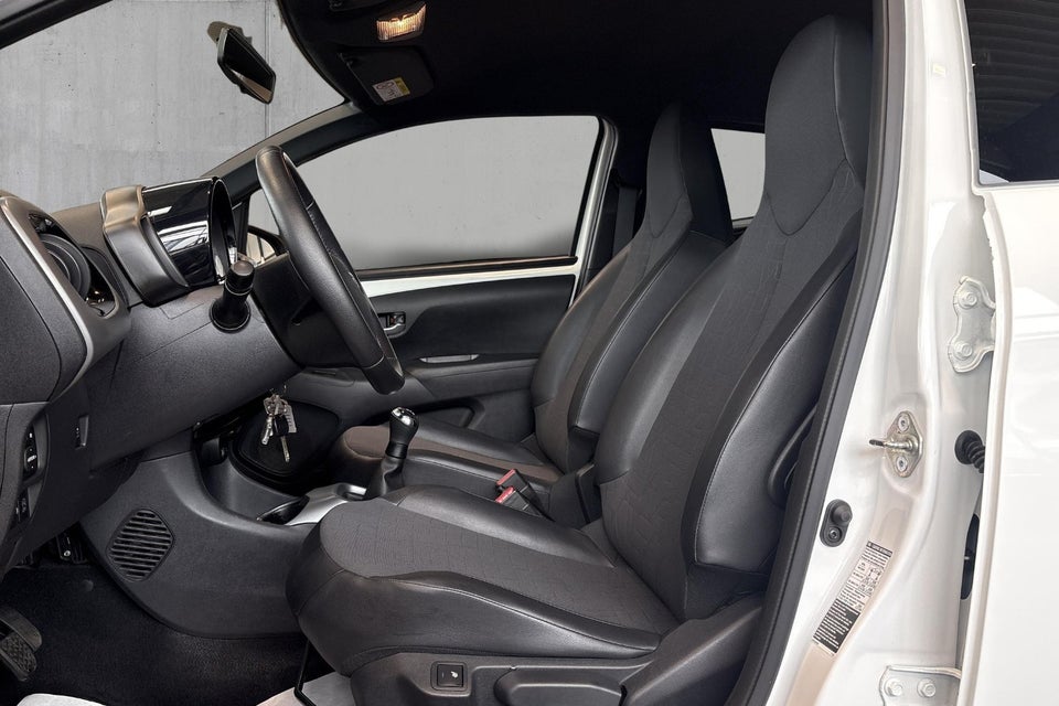 Toyota Aygo 1,0 VVT-i x-cite 5d