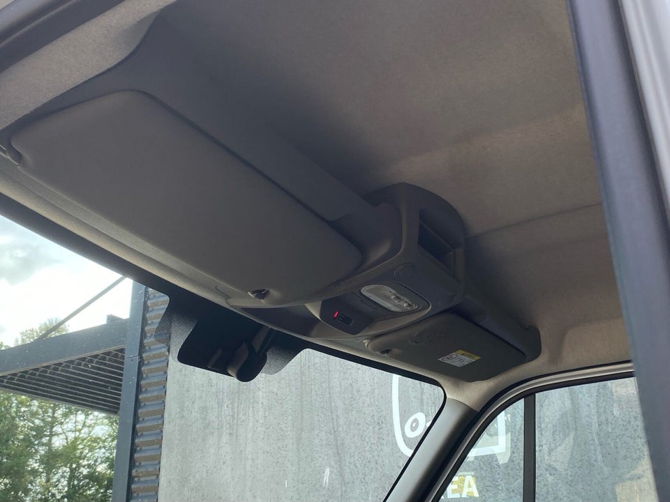 Nissan Interstar 2,0 dCi 150 L2H2 N-Connecta Van