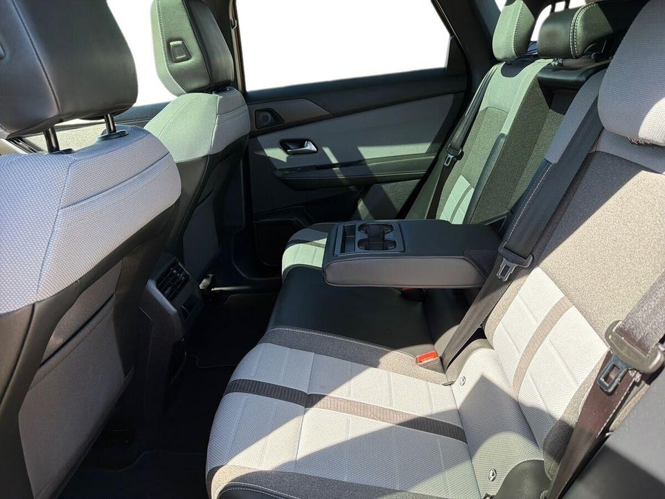 Opel Grandland-e 73 GS Sky 5d