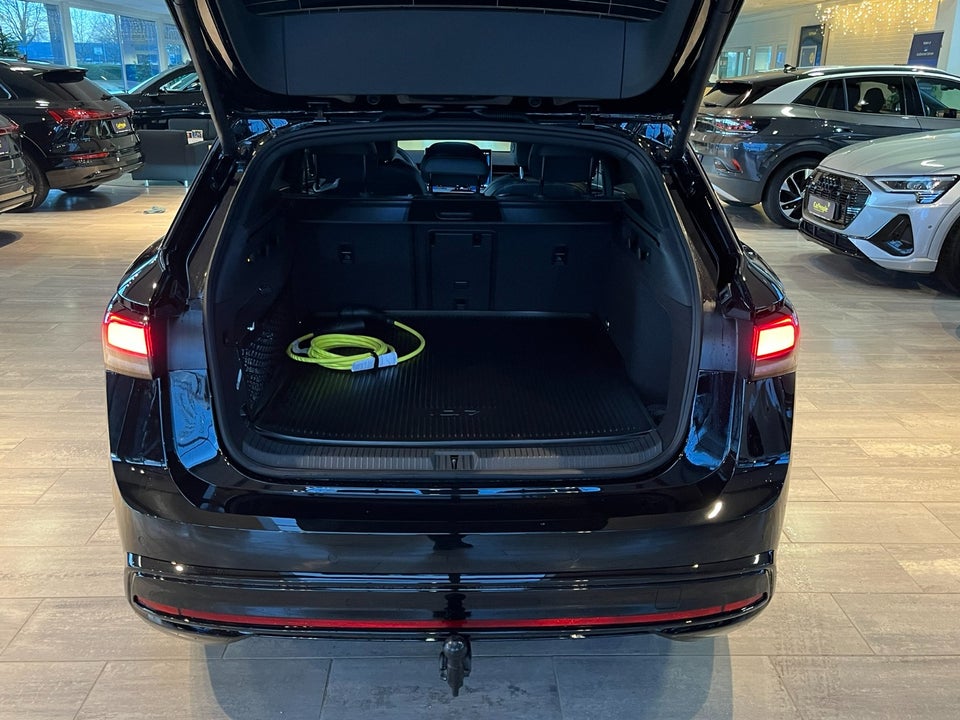 VW ID.7 77 Style+ Tourer 5d