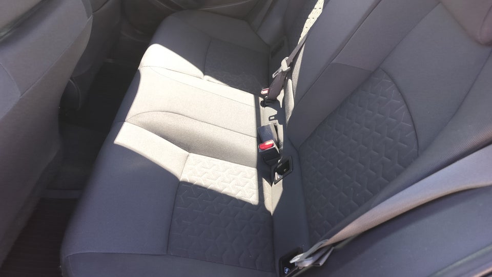 Toyota Corolla 1,8 Hybrid H3 Smart Touring Sports MDS 5d