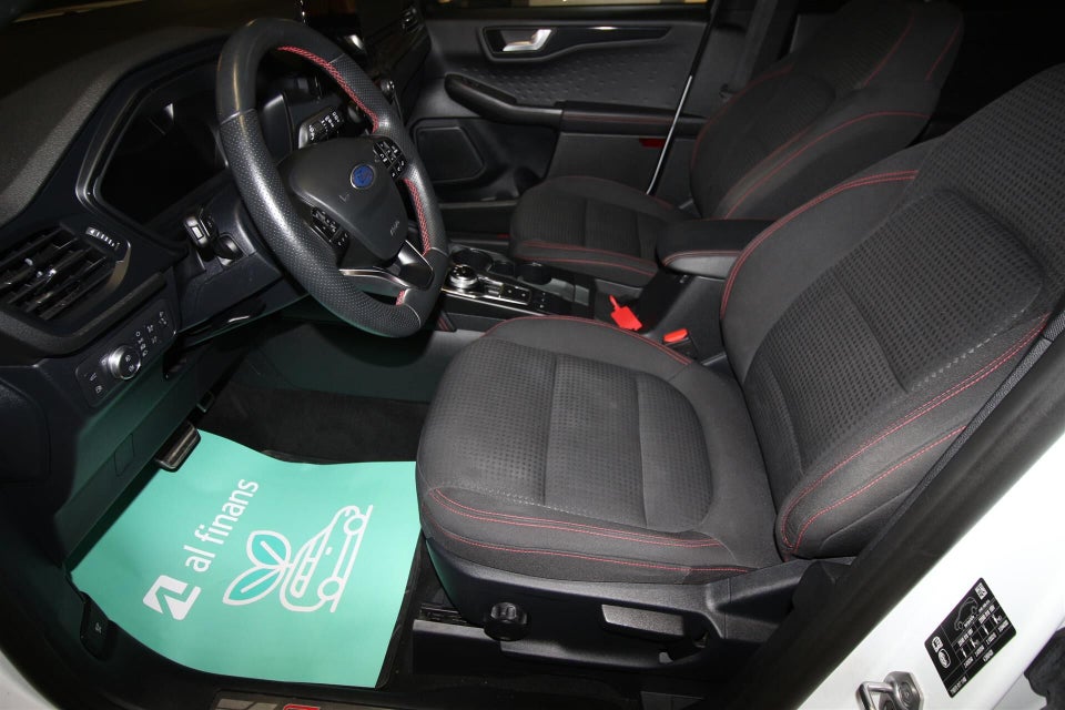 Ford Kuga 2,5 PHEV ST-Line CVT 5d