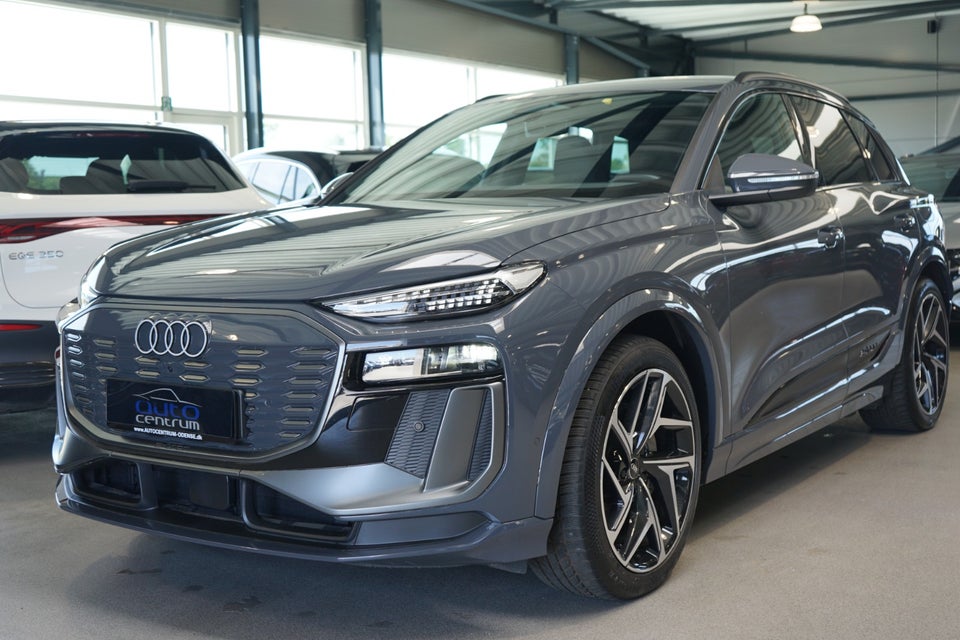 Audi Q6 e-tron S-line quattro 5d