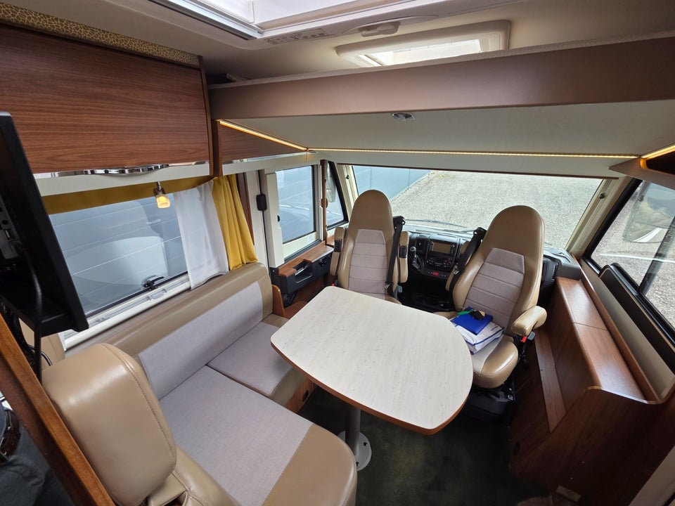 Euramobil Integra Line 2,3 JTD 655 EB 2d