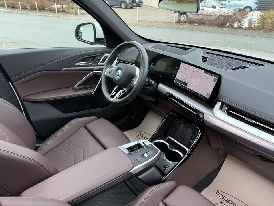 BMW iX1 eDrive20 Fully Charged M-Sport 5d